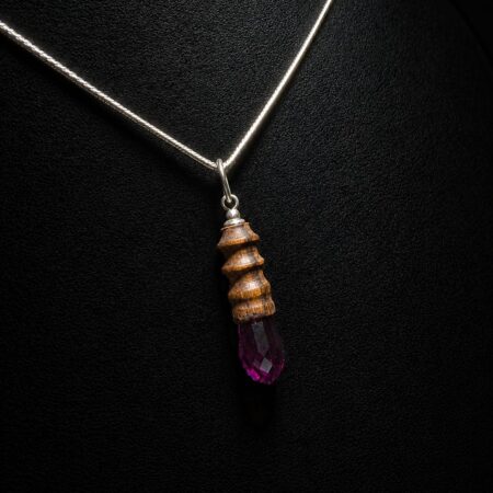 Kettinghanger Ovangkol met Ruby Swarovski