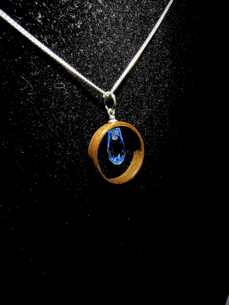 Ring en Swarovski kristal blauw